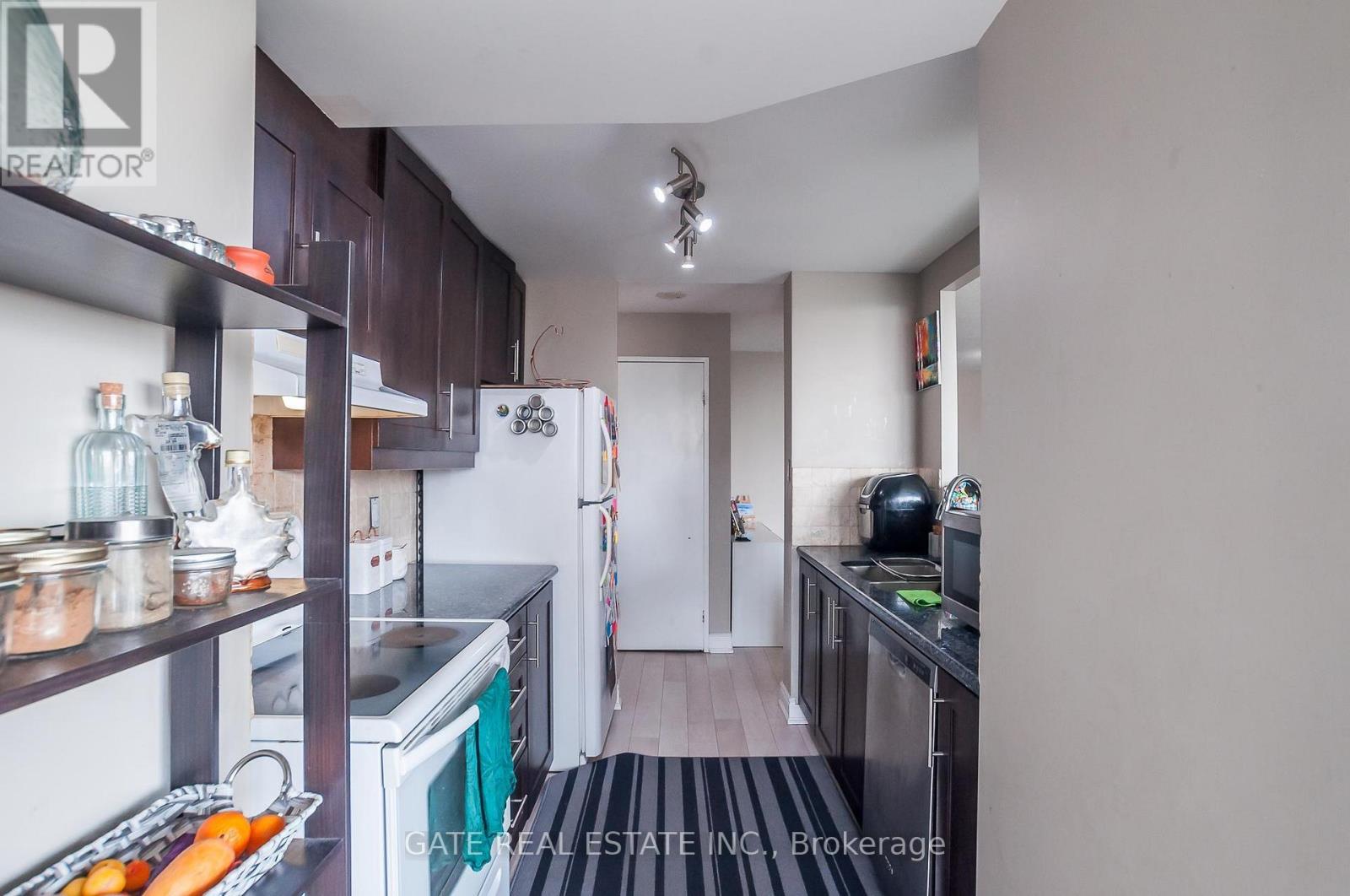 1604 - 5 Rowntree Road, Toronto, Ontario  M9V 5G9 - Photo 16 - W12884632