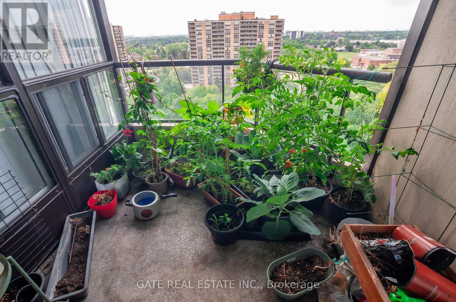 1604 - 5 Rowntree Road, Toronto, Ontario  M9V 5G9 - Photo 21 - W12884632