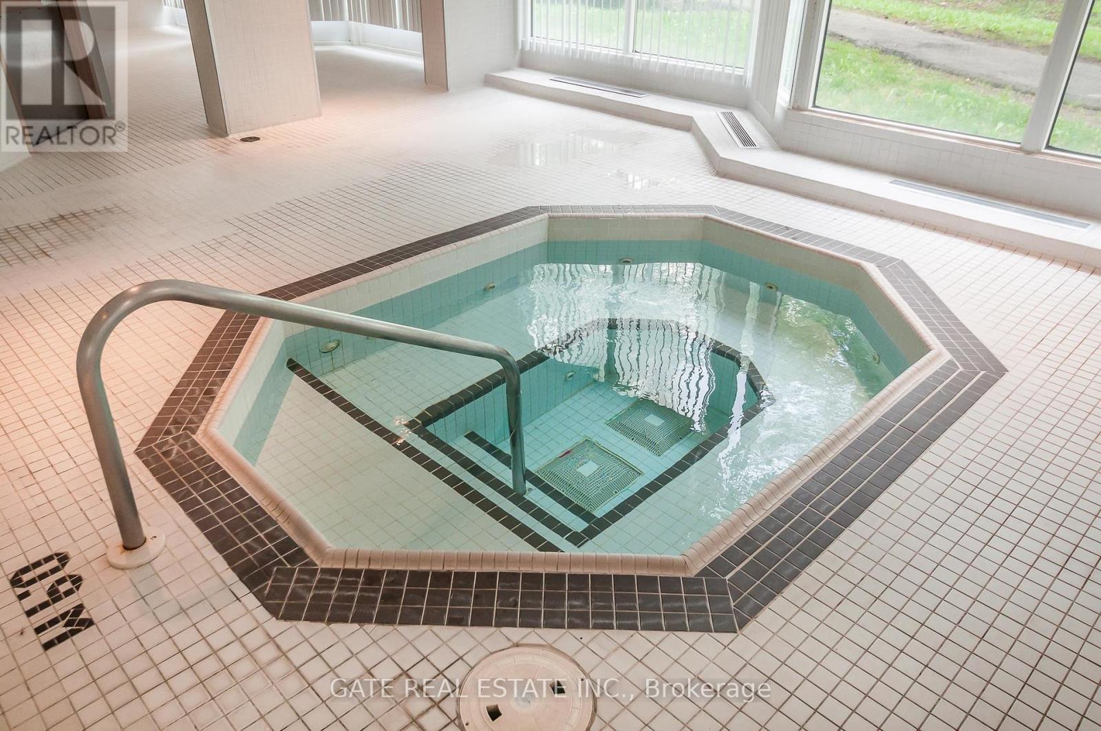 1604 - 5 Rowntree Road, Toronto, Ontario  M9V 5G9 - Photo 27 - W12884632