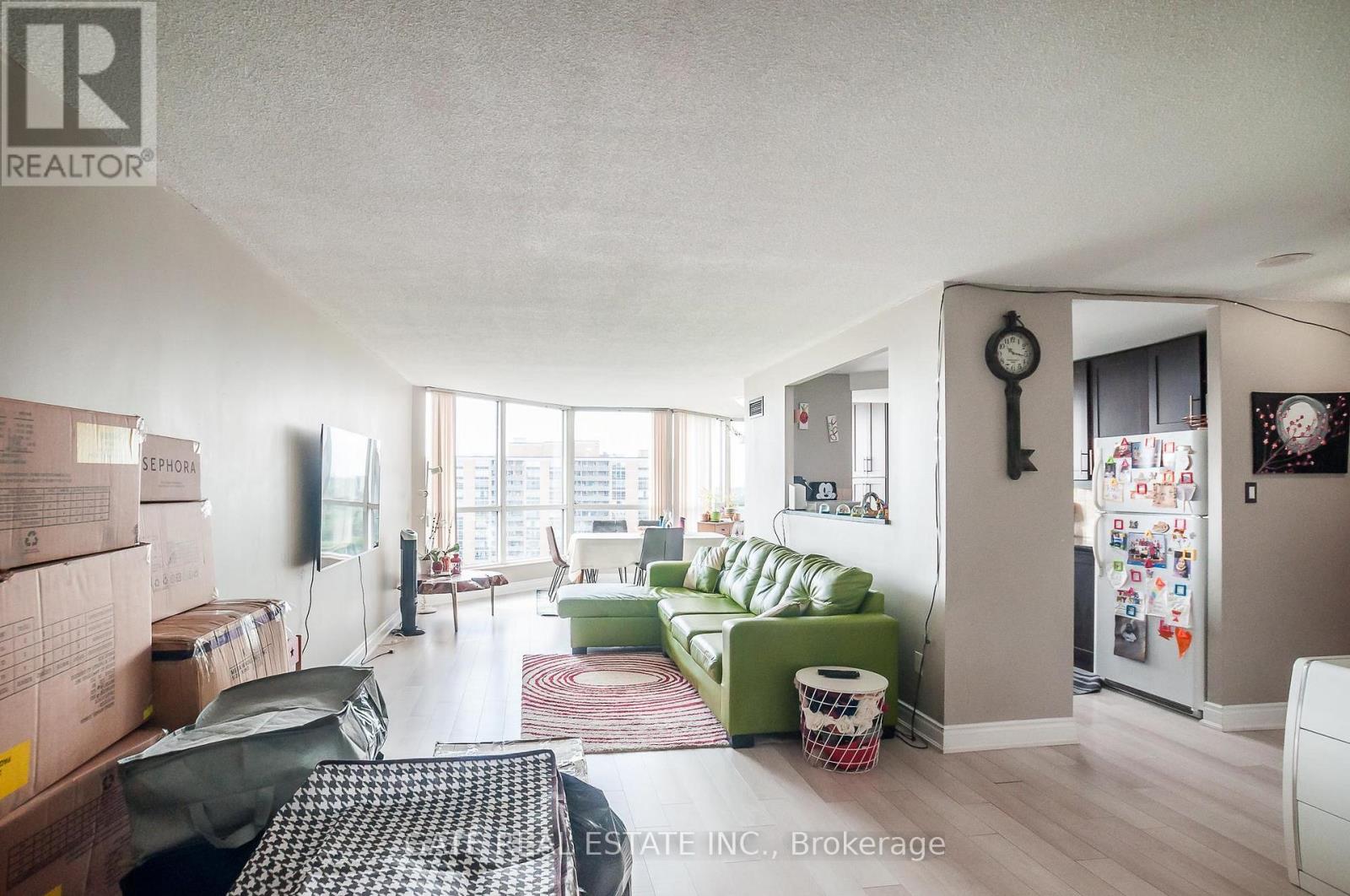 1604 - 5 Rowntree Road, Toronto, Ontario  M9V 5G9 - Photo 8 - W12884632