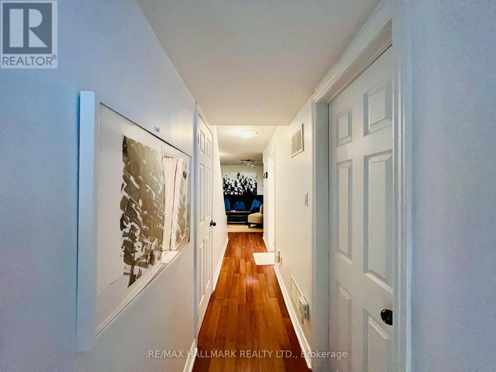 Lower - 38 Norwood Terrace, Toronto, Ontario  M4E 2H1 - Photo 10 - E12884674