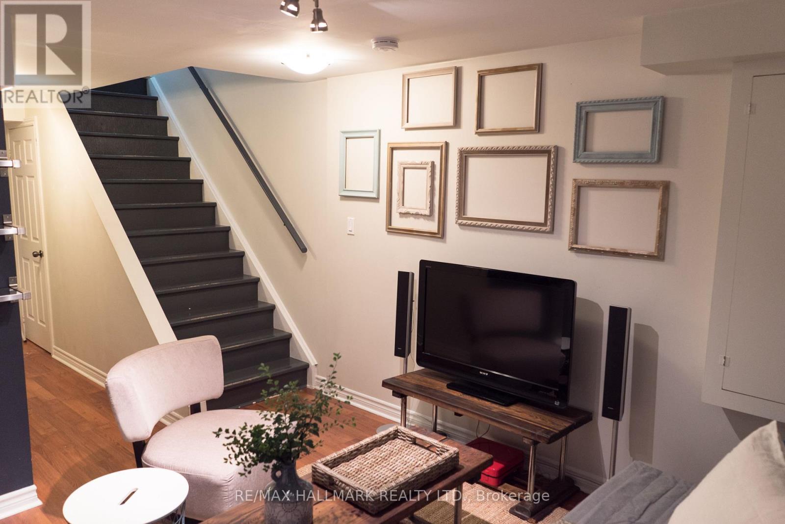 Lower - 38 Norwood Terrace, Toronto, Ontario  M4E 2H1 - Photo 17 - E12884674