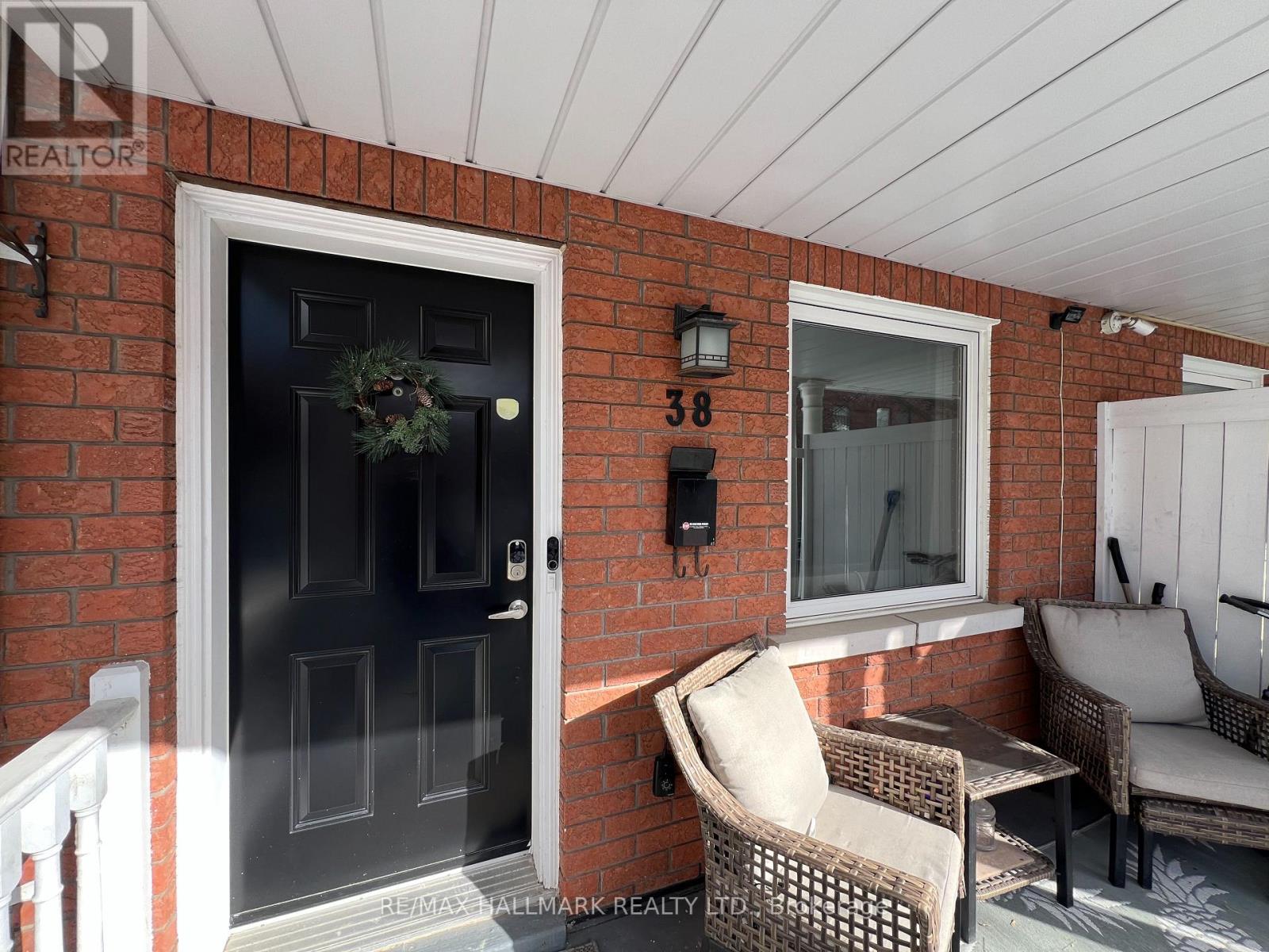 Lower - 38 Norwood Terrace, Toronto, Ontario  M4E 2H1 - Photo 2 - E12884674