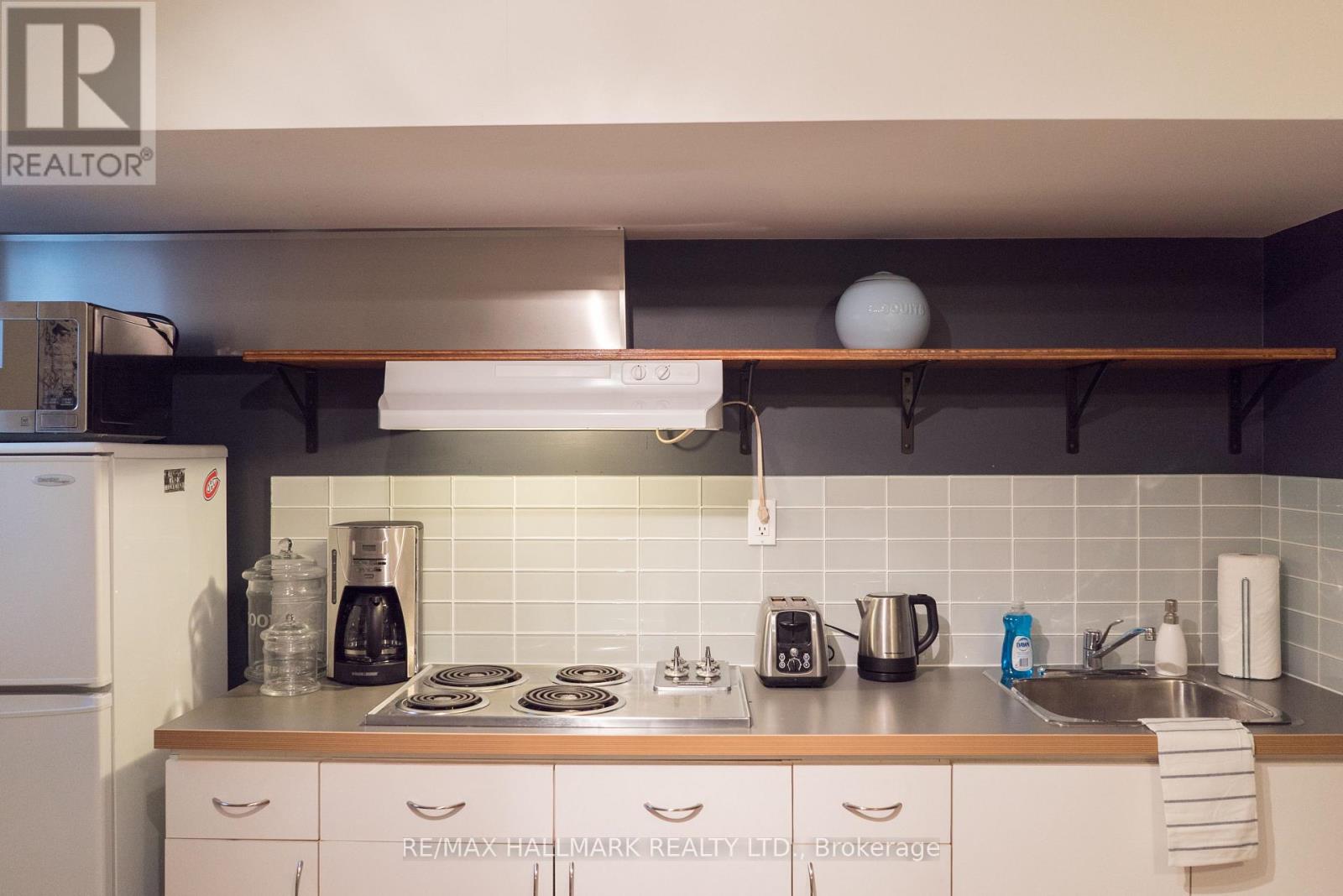 Lower - 38 Norwood Terrace, Toronto, Ontario  M4E 2H1 - Photo 21 - E12884674