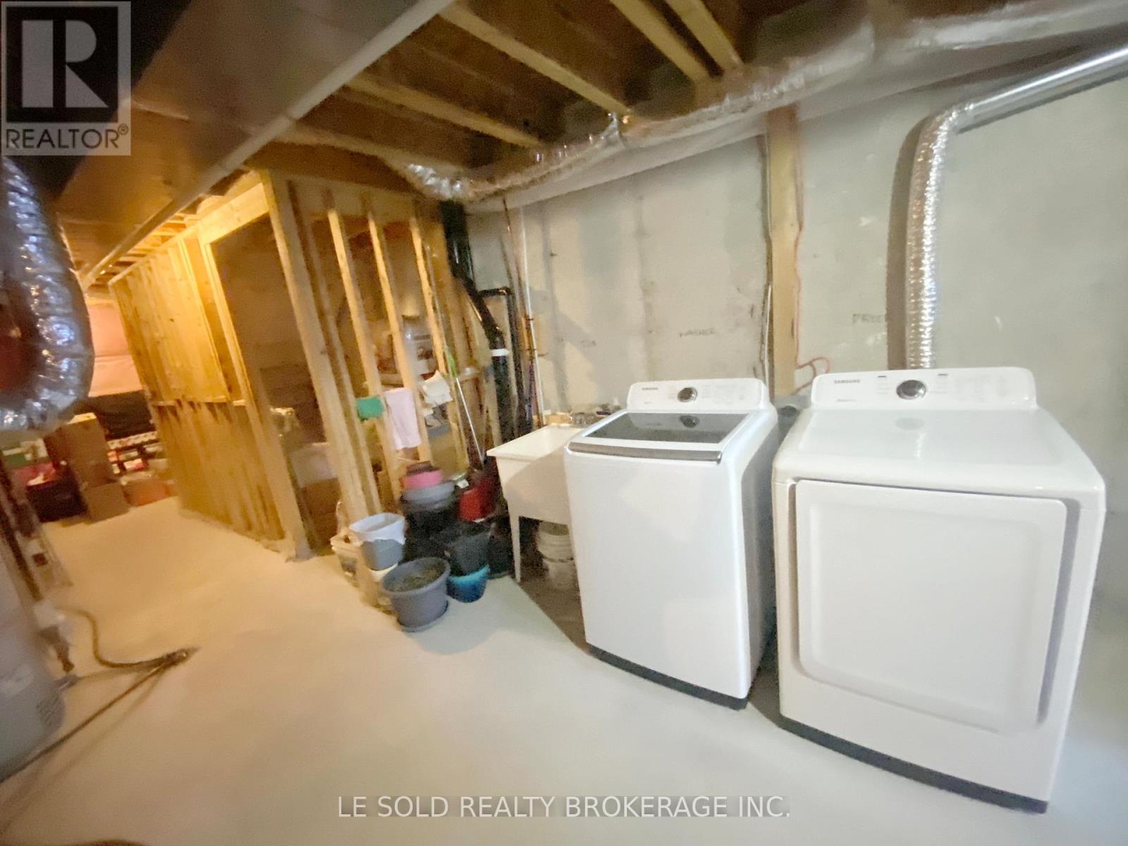 2nd Flr Room - 39 Ness Drive, Richmond Hill, Ontario  L4S 0K5 - Photo 13 - N12884662