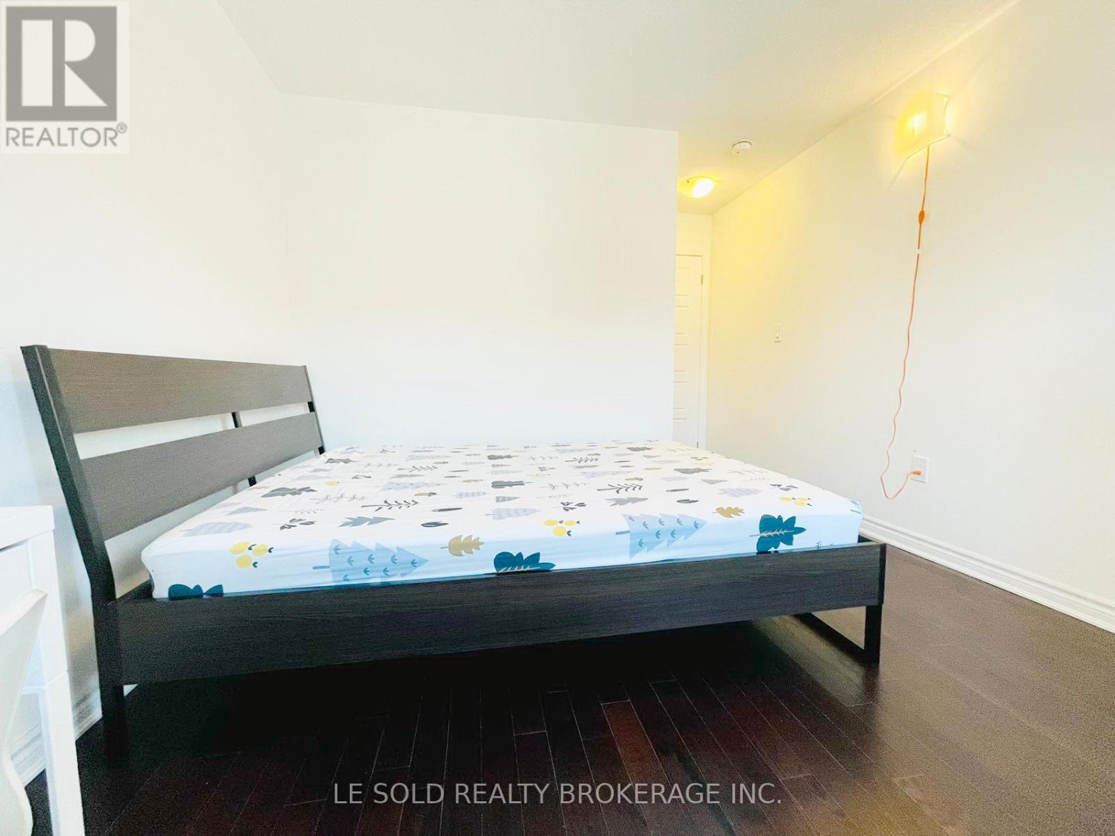 2nd Flr Room - 39 Ness Drive, Richmond Hill, Ontario  L4S 0K5 - Photo 4 - N12884662