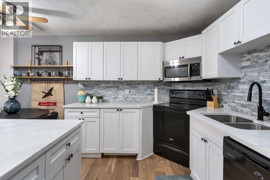 31, 528 Cedar Crescent Sw, Calgary, Alberta T3C 2Y8 - Photo 6 - A2285651