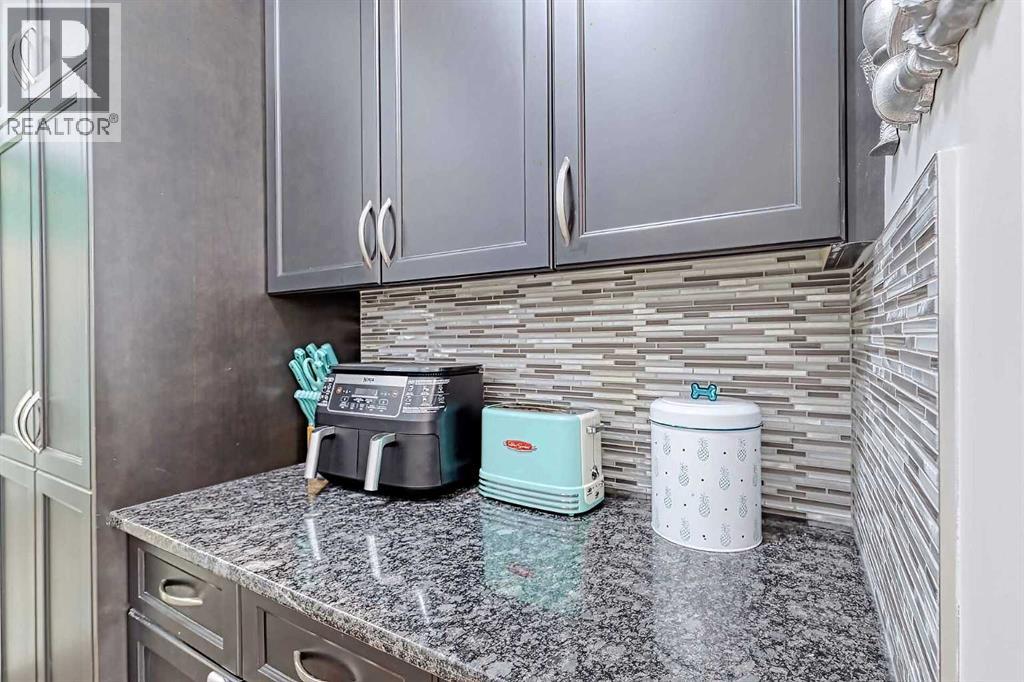 282 Mountainview Drive, Okotoks, Alberta  T1S 0N1 - Photo 10 - A2292471