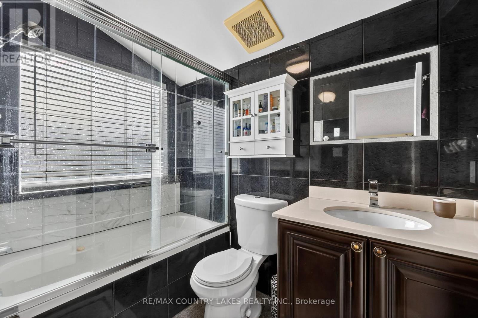 52 Turtle Path, Ramara, Ontario  L0K 1B0 - Photo 15 - S12884648