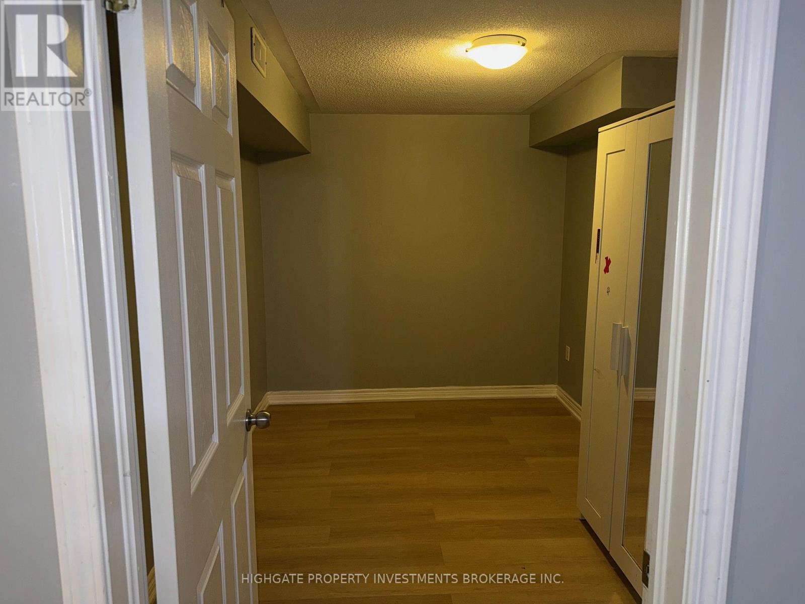 12 Frenchpark Circle, Brampton, Ontario  L6X 0Y5 - Photo 17 - W12884654