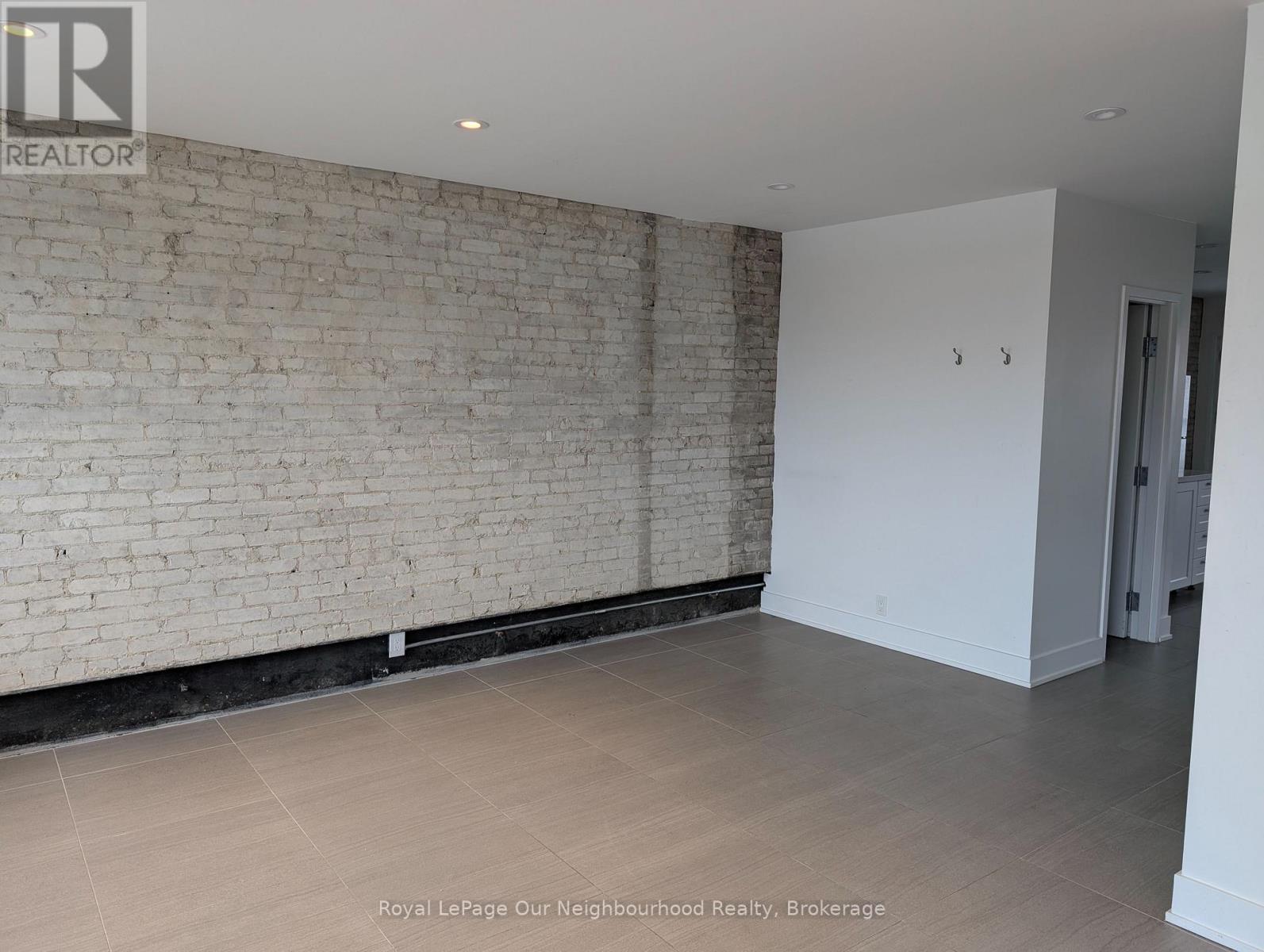 1187 St Clair Avenue W, Toronto, Ontario  M6E 1B5 - Photo 7 - W12884678