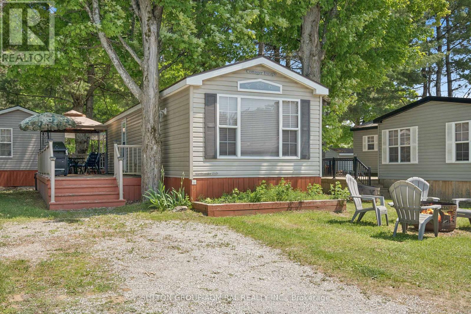 70 - 1082 Shamrock Marina Road, Gravenhurst, Ontario  P0E 1G0 - Photo 2 - X12884646