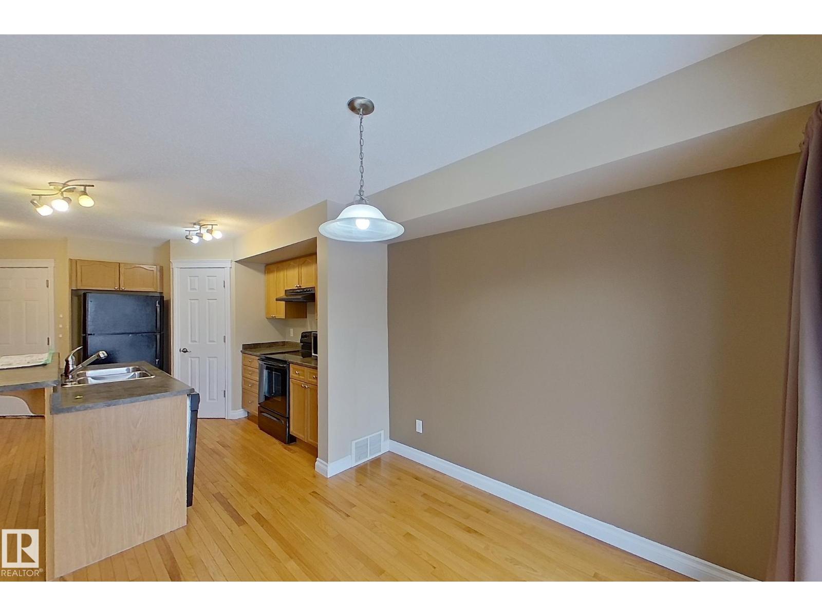 Unknown Address, ,     - Photo 12 - E4476854