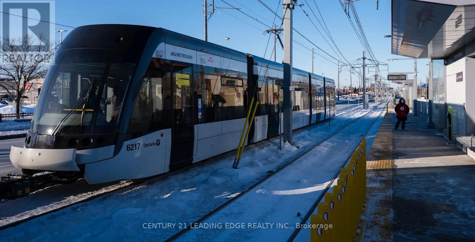 38 Rumi Crescent, Toronto, Ontario  M4A 2X6 - Photo 35 - C12881954