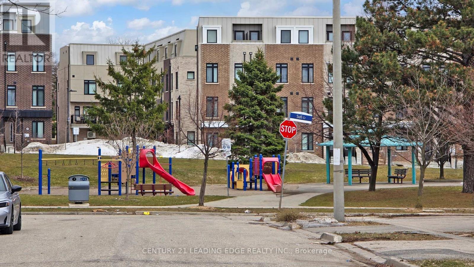 38 Rumi Crescent, Toronto, Ontario  M4A 2X6 - Photo 34 - C12881954