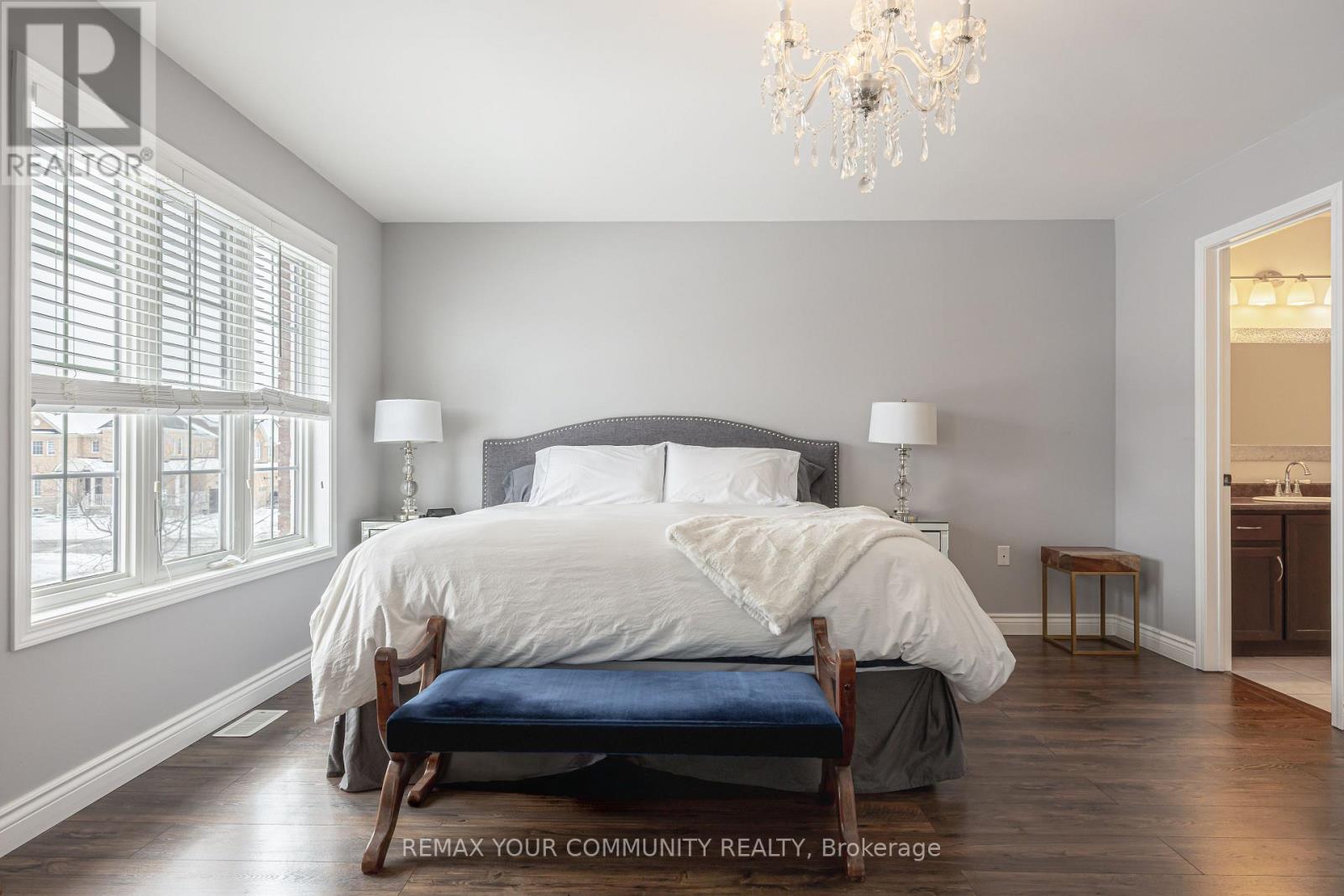 14 Armstrong Crescent, Bradford West Gwillimbury, Ontario  L3Z 0L1 - Photo 18 - N12884704