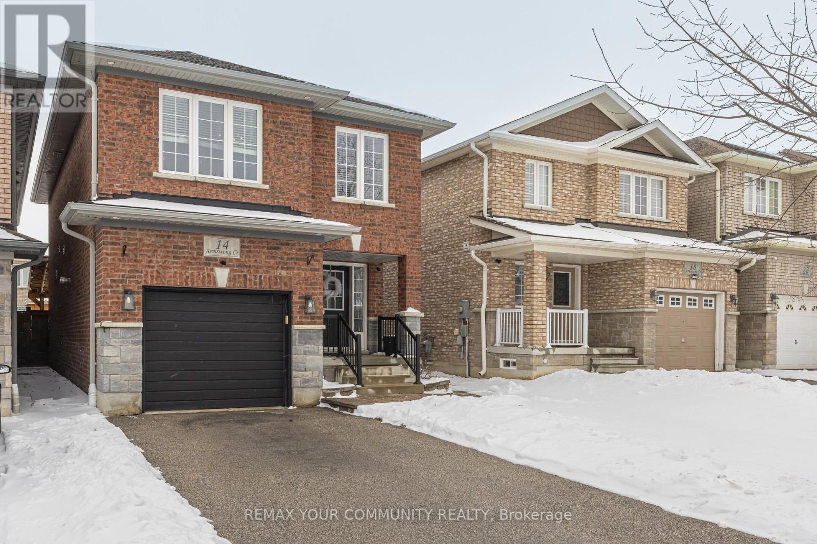 14 Armstrong Crescent, Bradford West Gwillimbury, Ontario  L3Z 0L1 - Photo 3 - N12884704
