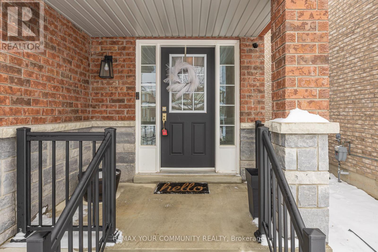 14 Armstrong Crescent, Bradford West Gwillimbury, Ontario  L3Z 0L1 - Photo 4 - N12884704