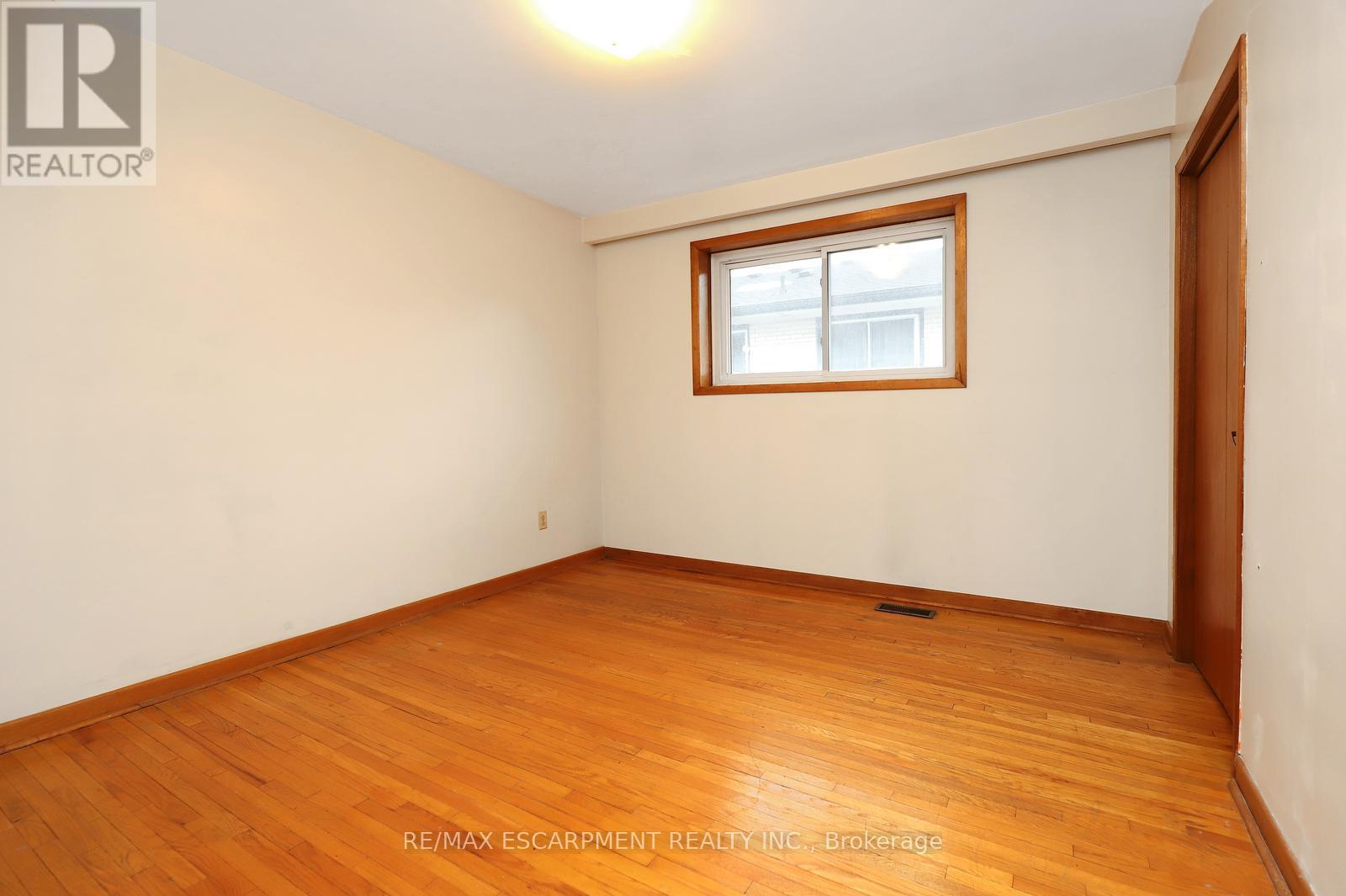 952 Mississauga Valley Boulevard, Mississauga, Ontario  L5A 2A2 - Photo 11 - W12884686