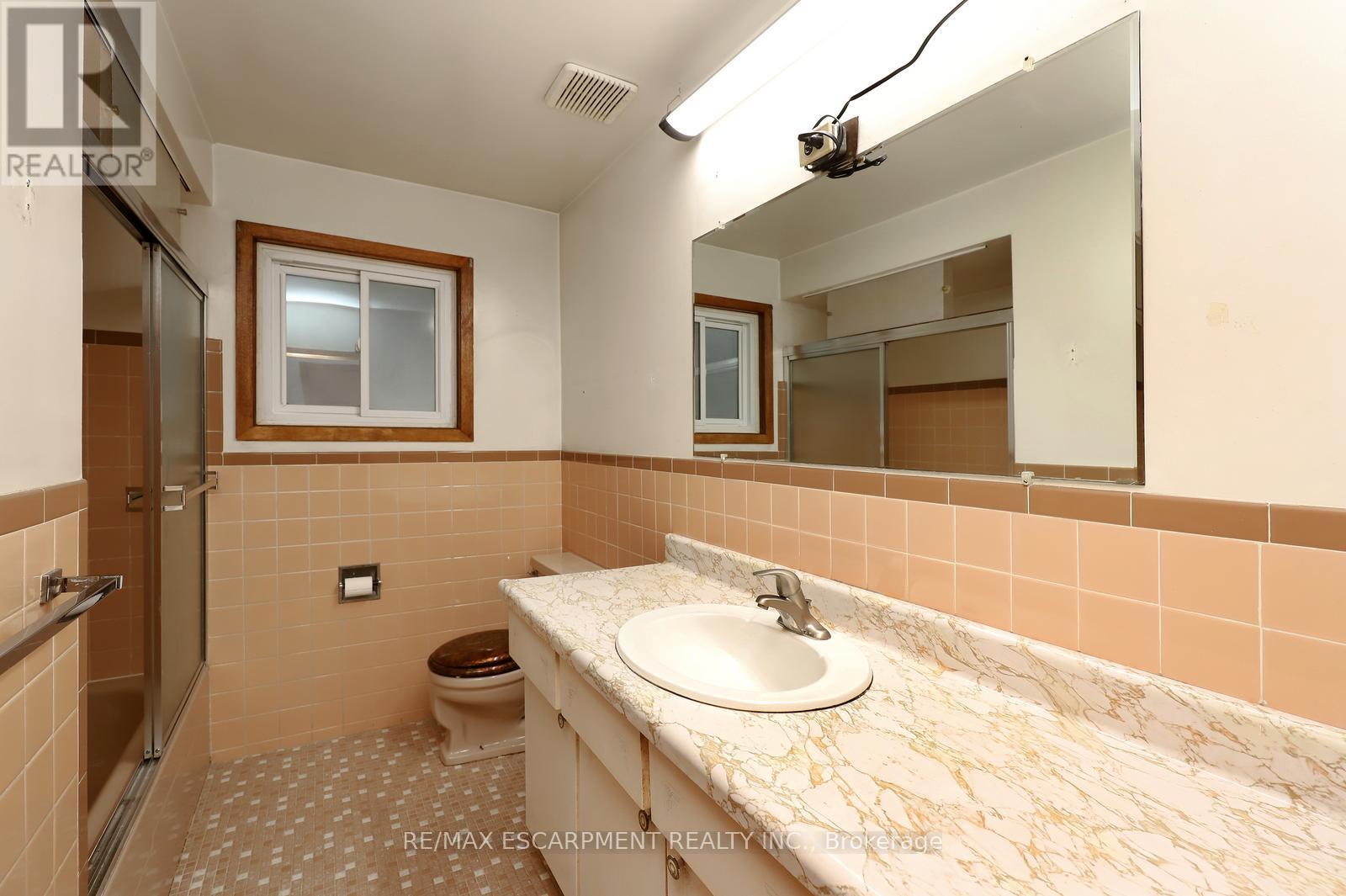 952 Mississauga Valley Boulevard, Mississauga, Ontario  L5A 2A2 - Photo 13 - W12884686