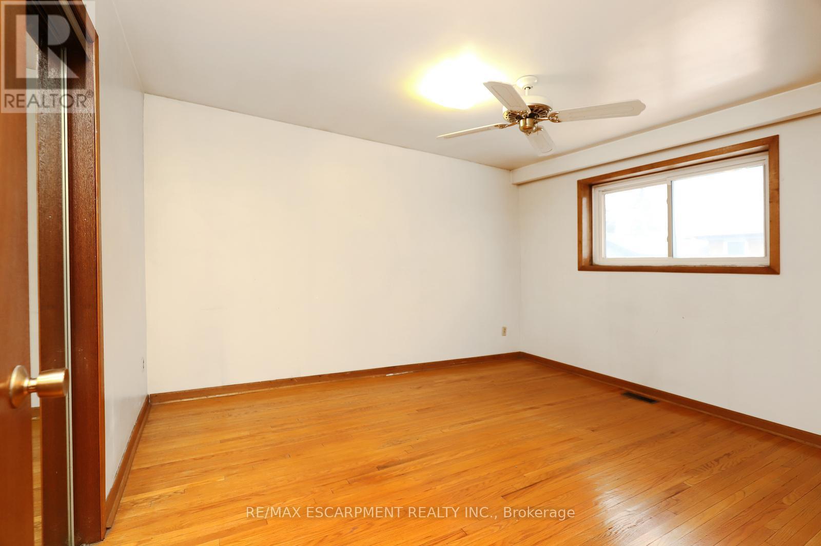 952 Mississauga Valley Boulevard, Mississauga, Ontario  L5A 2A2 - Photo 9 - W12884686