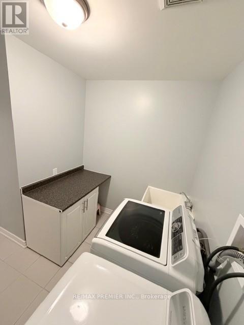 82 Chesterwood Crescent, Brampton, Ontario  L6Y 0Z5 - Photo 22 - W12884694