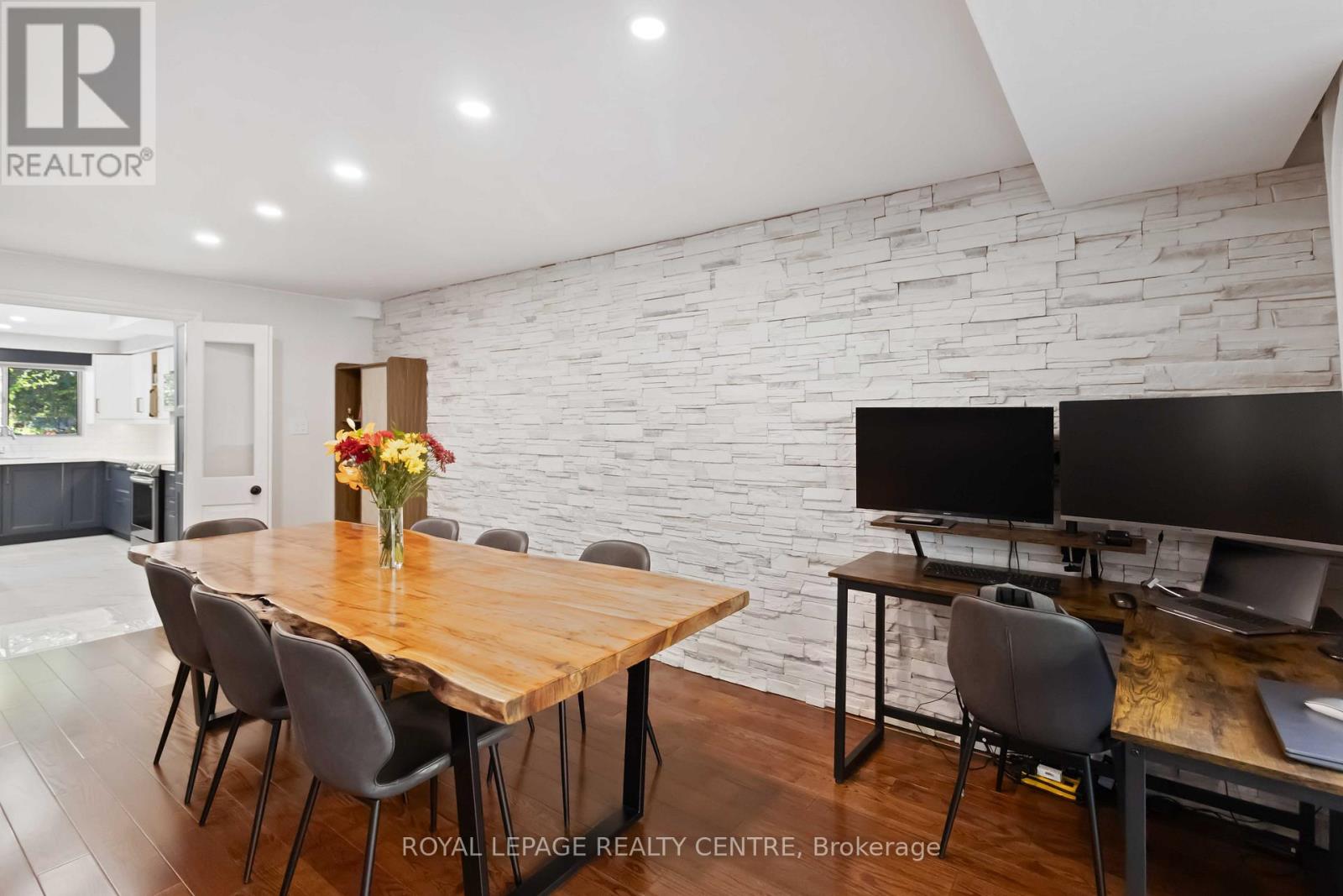 34 - 1330 Mississauga Valley Boulevard, Mississauga, Ontario  L5A 3T1 - Photo 8 - W12884702