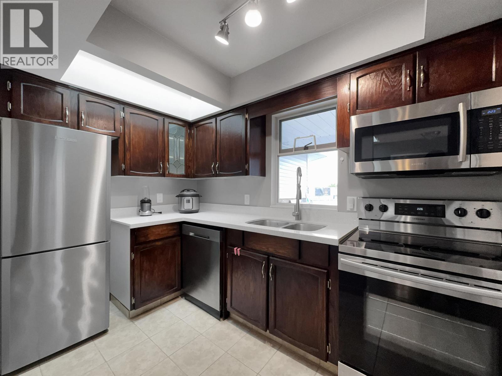 4xx 5335 Hastings Street, Burnaby, British Columbia  V5B 1P9 - Photo 7 - R3099832