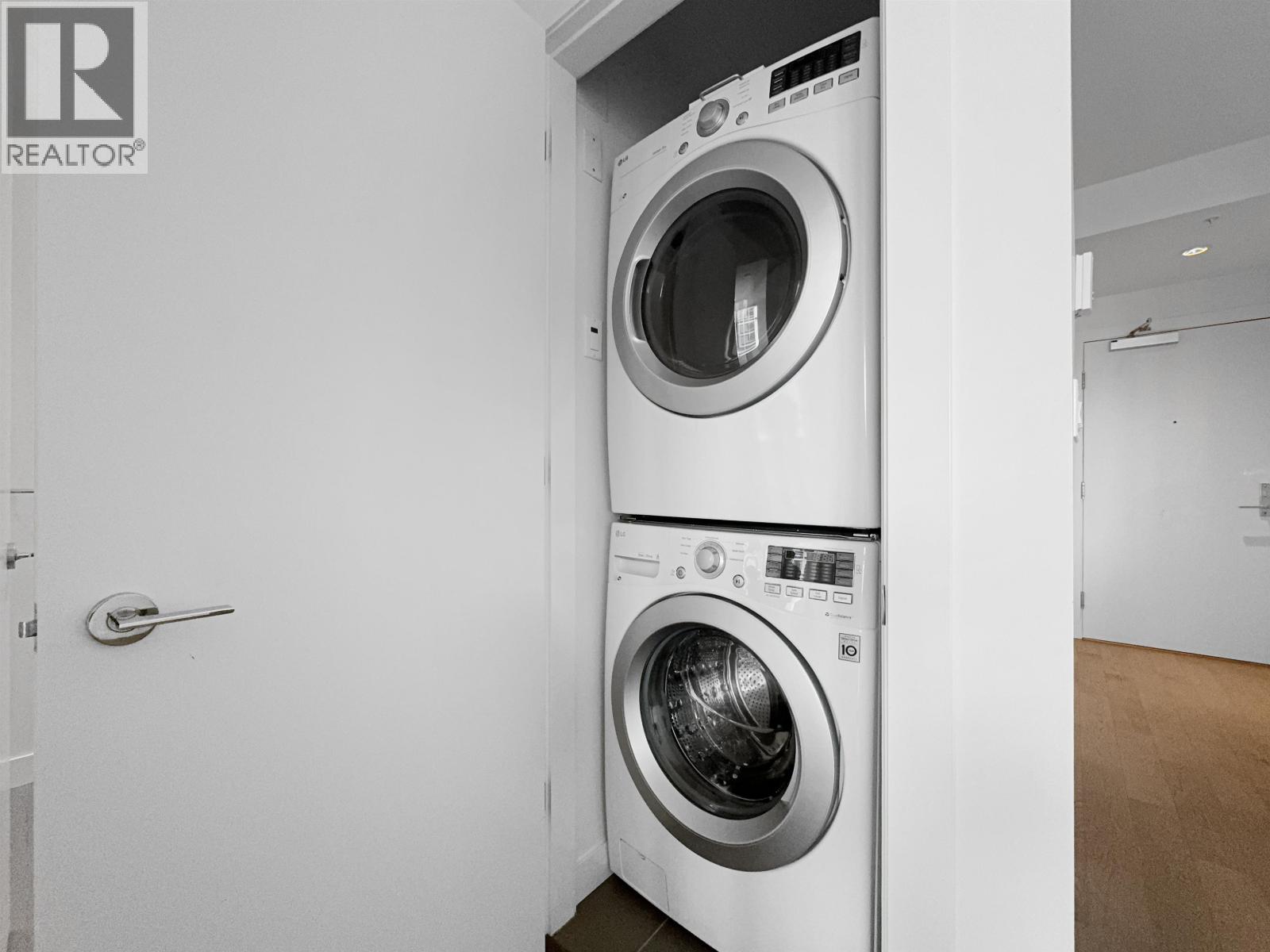 9xx 9060 University Crescent, Burnaby, British Columbia  V5A 0E1 - Photo 13 - R3099833