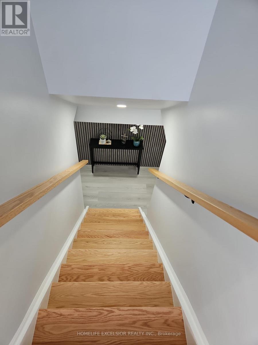 17 17 Miles Avenue, Brantford, Ontario  N3R 5B2 - Photo 3 - X12884502