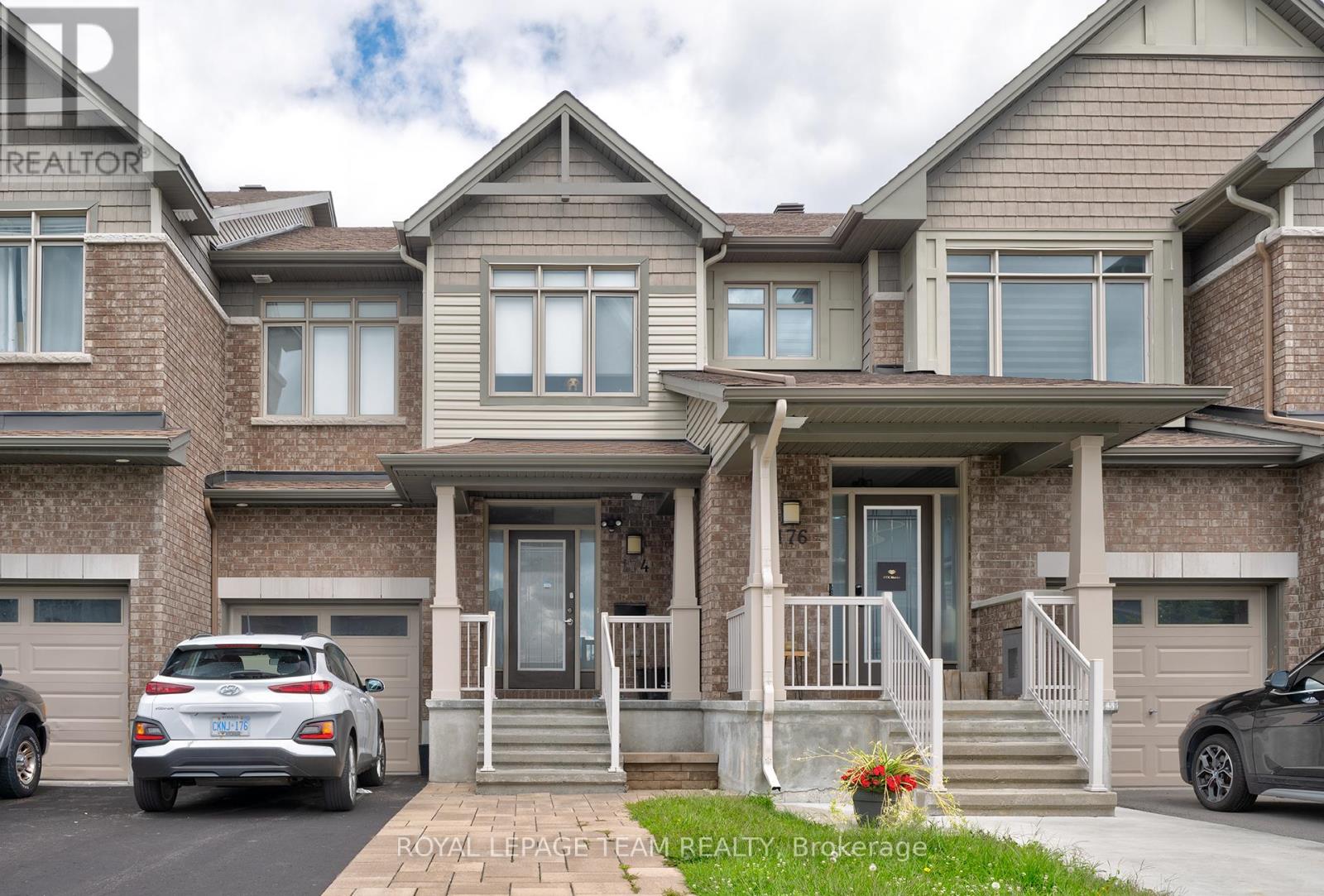 174 Hawkshaw Crescent, Ottawa, Ontario  K2J 0J7 - Photo 2 - X12884710