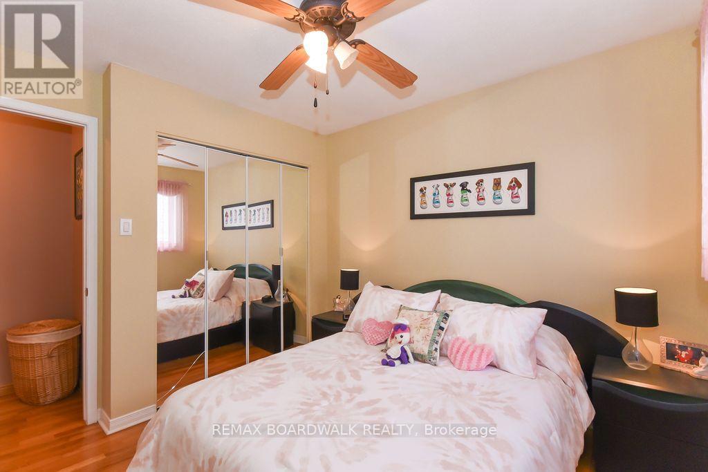 1408 Marchand Street S, Ottawa, Ontario  K1B 3N8 - Photo 16 - X12884726