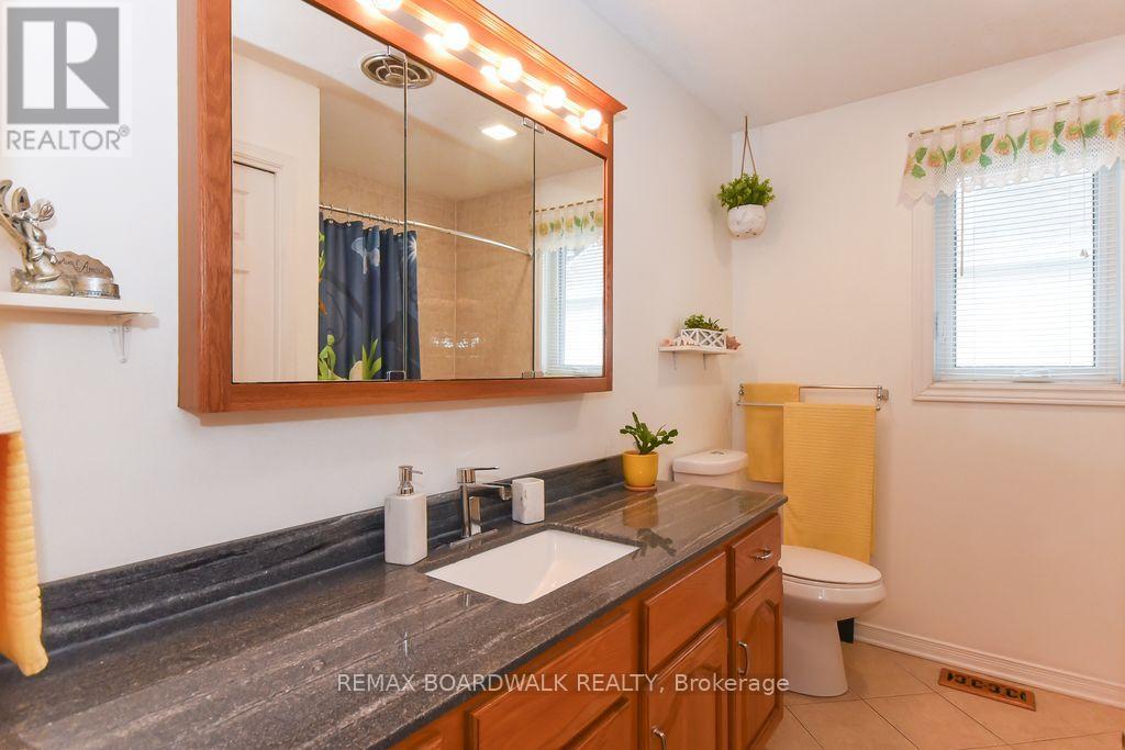 1408 Marchand Street S, Ottawa, Ontario  K1B 3N8 - Photo 20 - X12884726