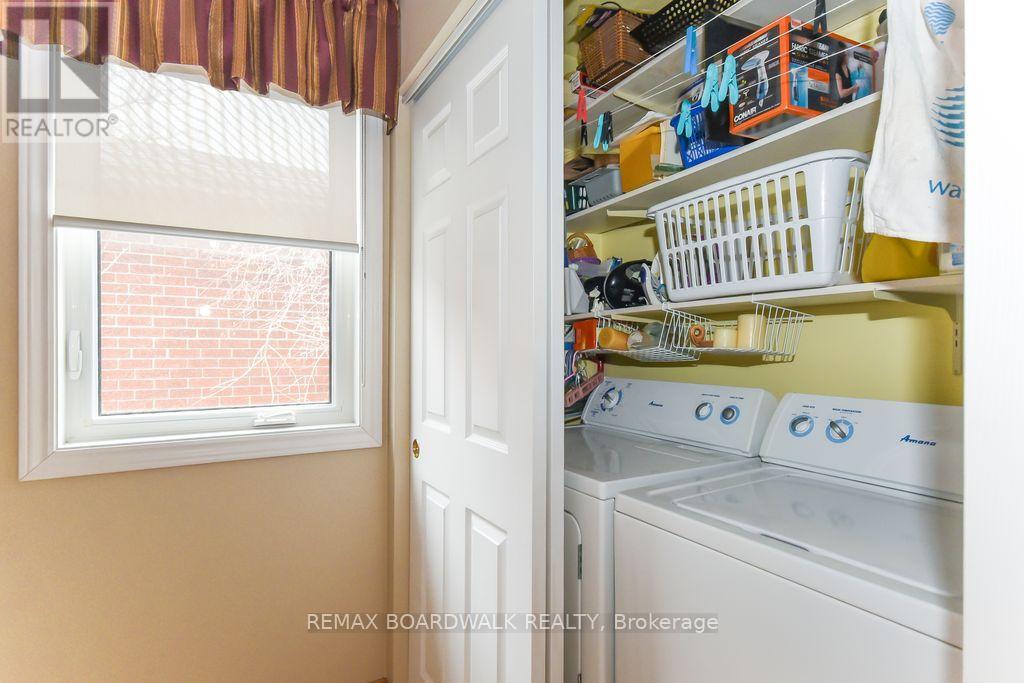 1408 Marchand Street S, Ottawa, Ontario  K1B 3N8 - Photo 22 - X12884726