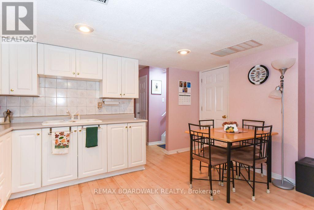 1408 Marchand Street S, Ottawa, Ontario  K1B 3N8 - Photo 24 - X12884726