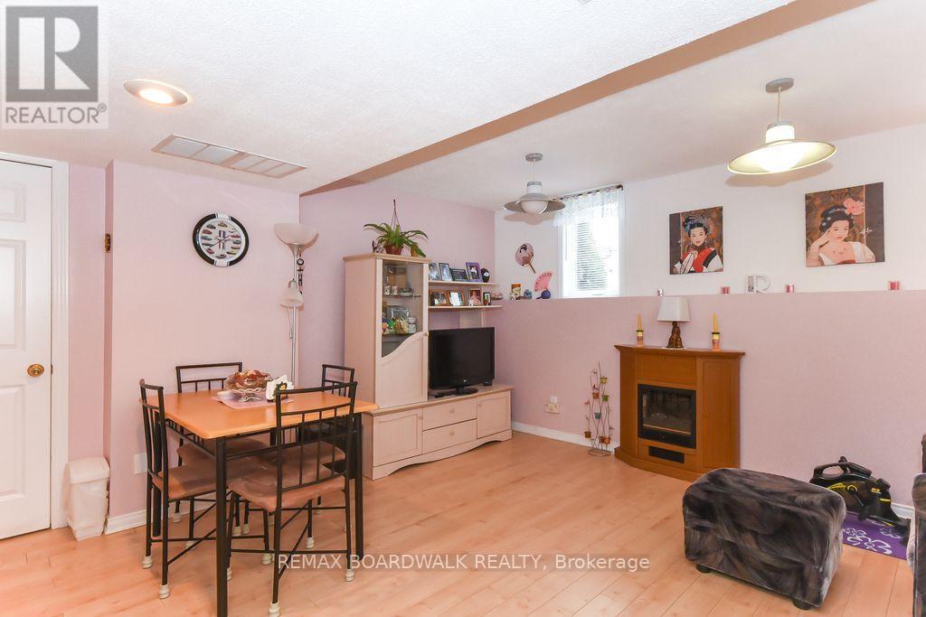1408 Marchand Street S, Ottawa, Ontario  K1B 3N8 - Photo 25 - X12884726
