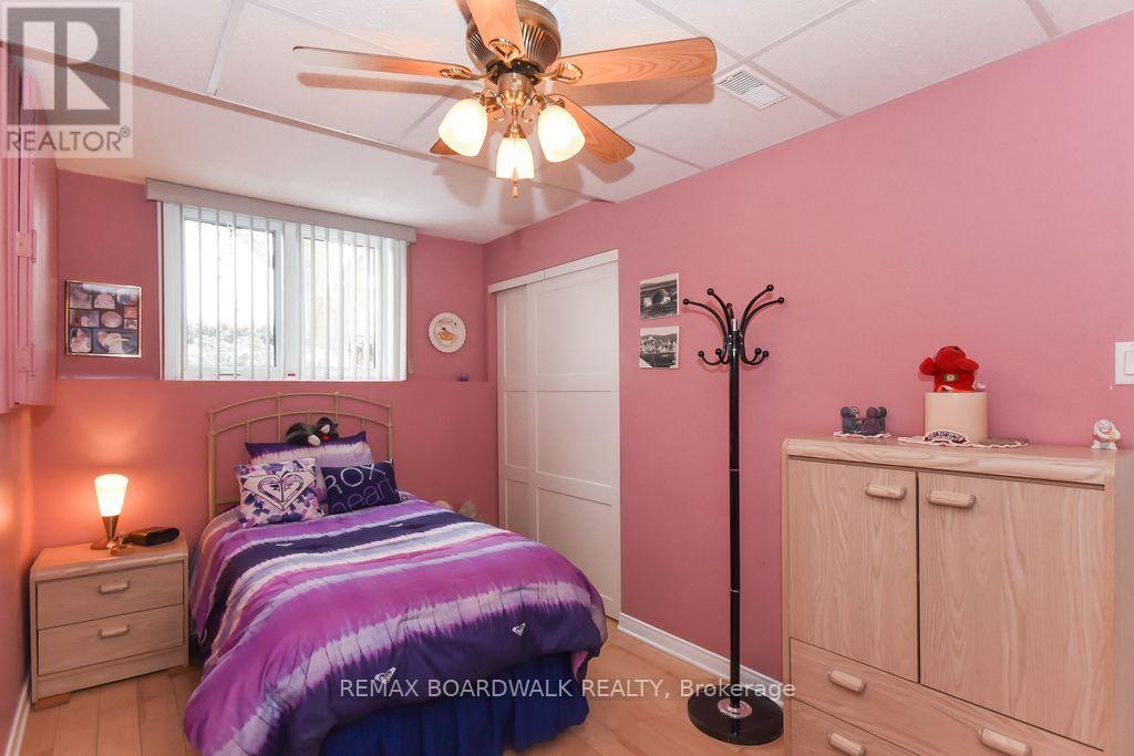 1408 Marchand Street S, Ottawa, Ontario  K1B 3N8 - Photo 27 - X12884726