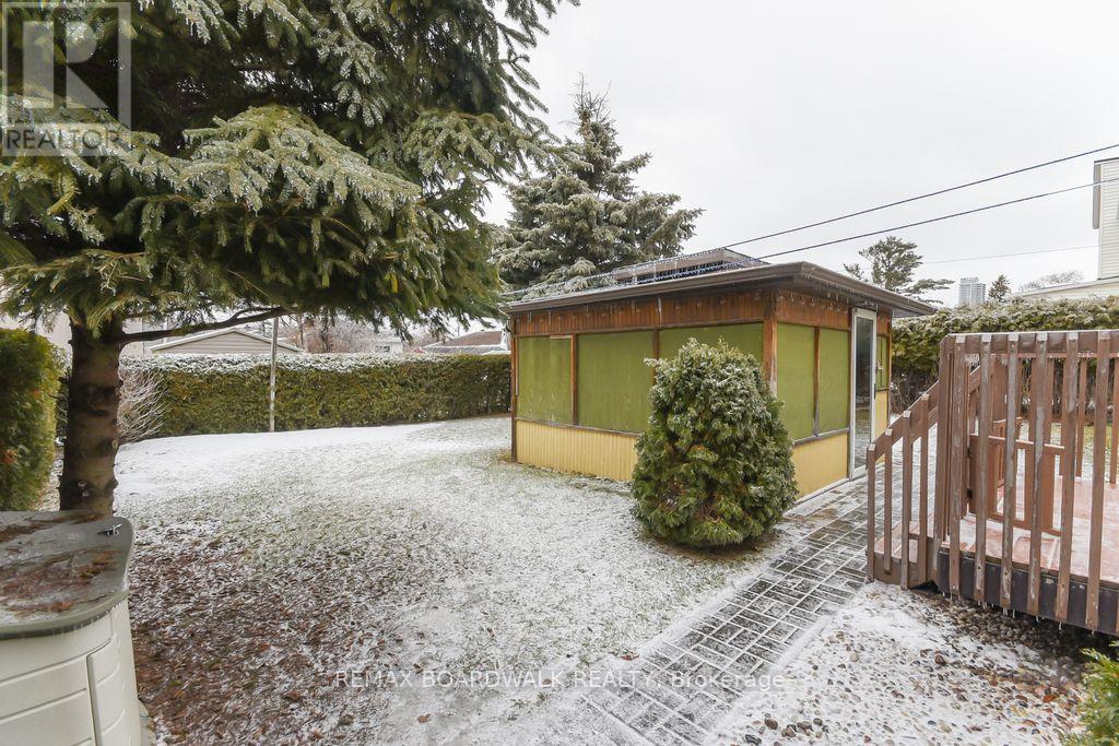 1408 Marchand Street S, Ottawa, Ontario  K1B 3N8 - Photo 38 - X12884726