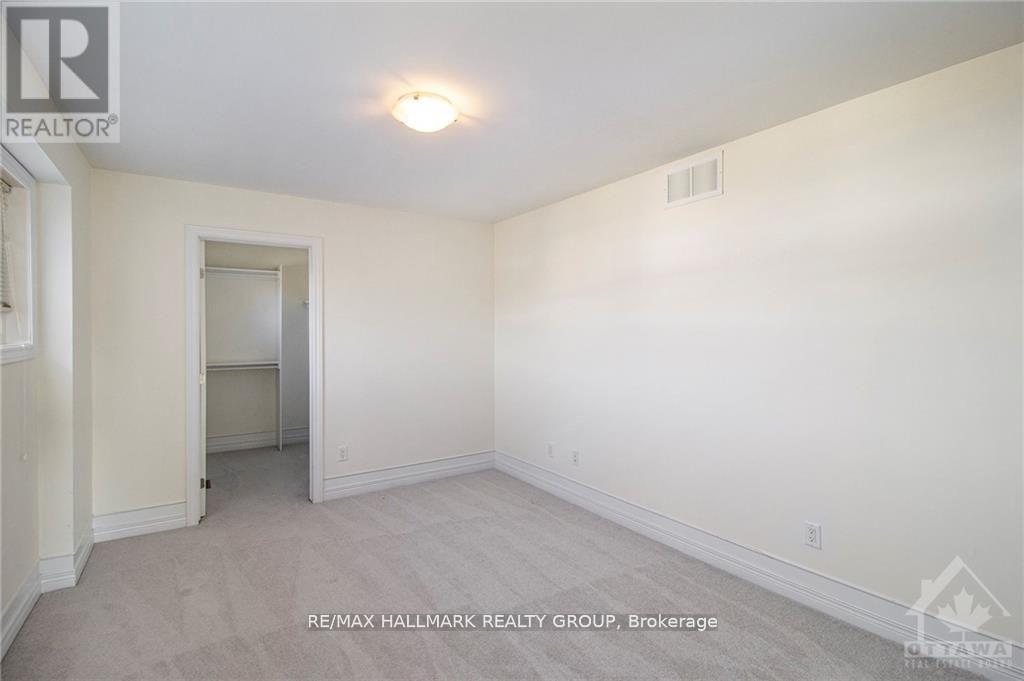 123 Solera Circle, Ottawa, Ontario  K1T 0C6 - Photo 15 - X12884730