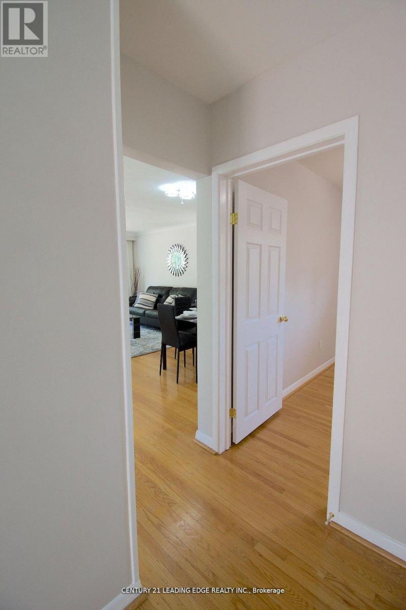 84 Allanford Road, Toronto, Ontario  M1T 2N5 - Photo 23 - E12884740