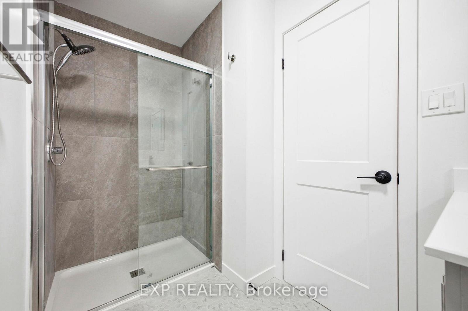 74 Shearer Crescent, Ottawa, Ontario  K2L 3N1 - Photo 17 - X12856006