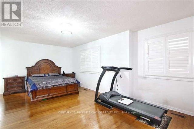 3 Arborwood Drive, Toronto, Ontario  M9W 6W7 - Photo 14 - W12884738