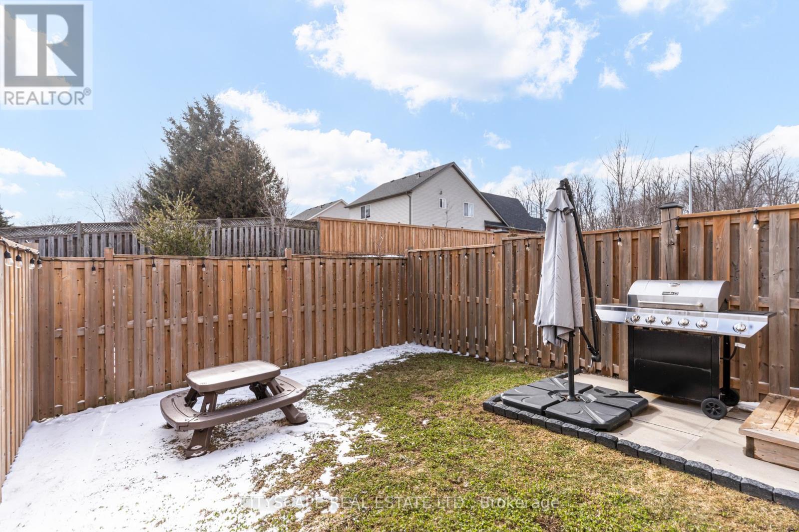 14 Winterton Court, Orangeville, Ontario  L9W 7N5 - Photo 38 - W12884742