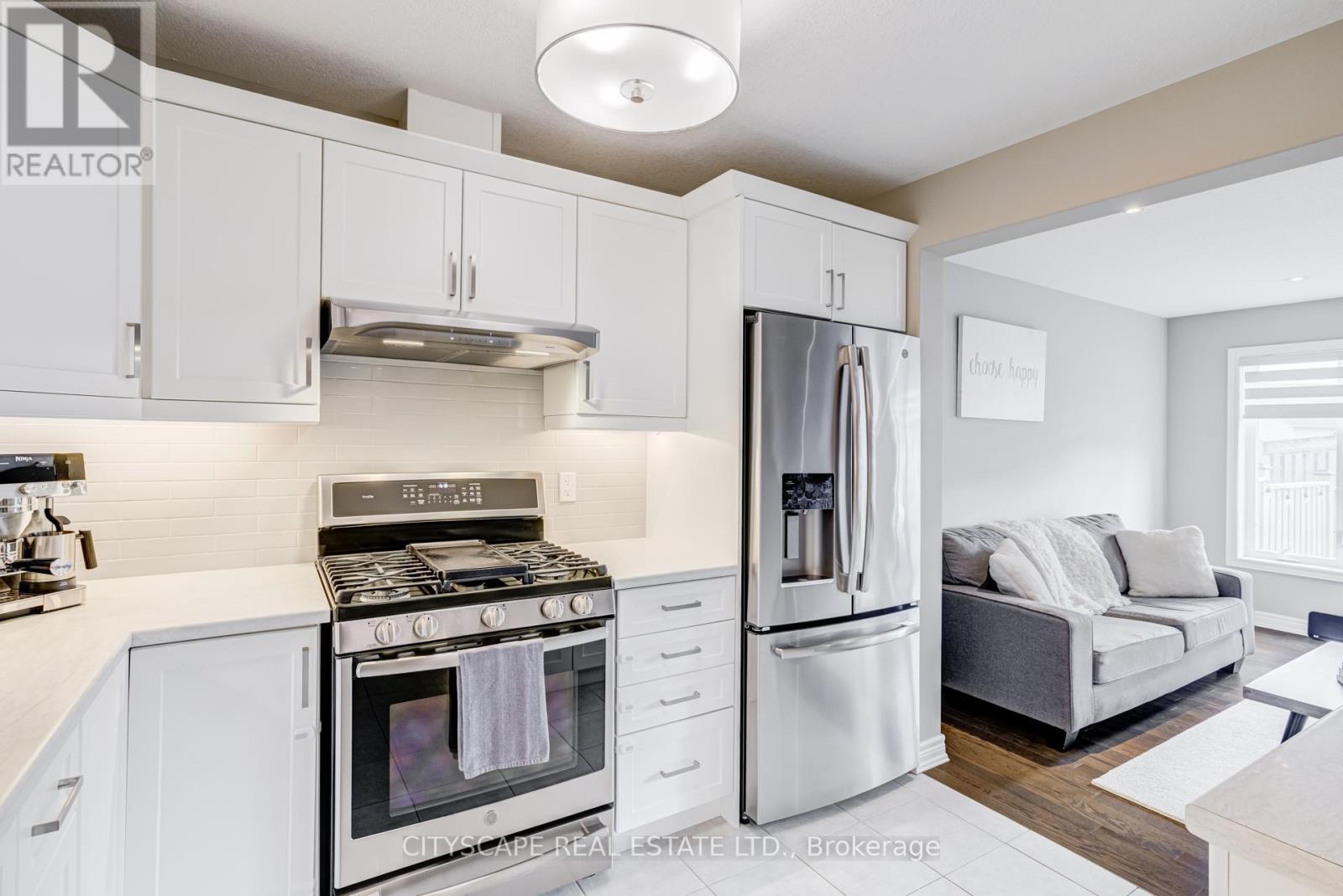 14 Winterton Court, Orangeville, Ontario  L9W 7N5 - Photo 7 - W12884742