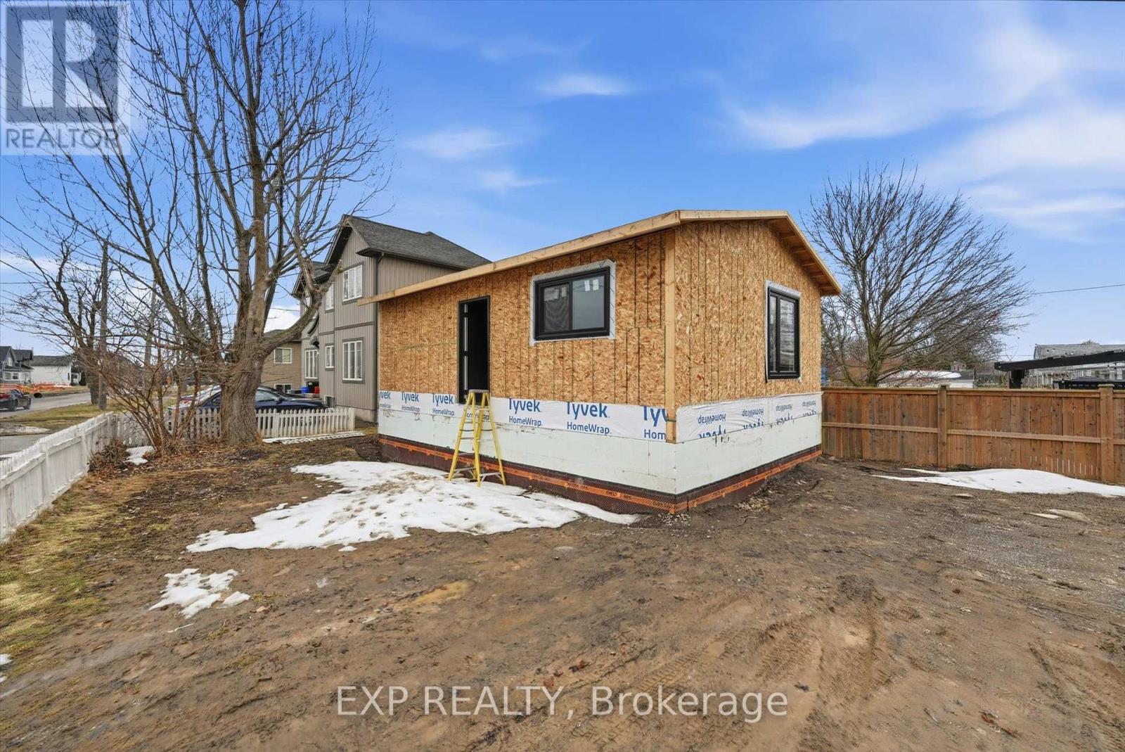 70 Whyte Avenue N, Thorold, Ontario  L2V 2T7 - Photo 40 - X12884706