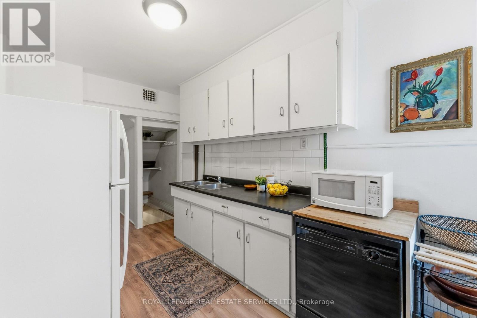 186 Roslin Avenue, Toronto (Lawrence Park North), Ontario  M4N 1Z6 - Photo 16 - C12874438