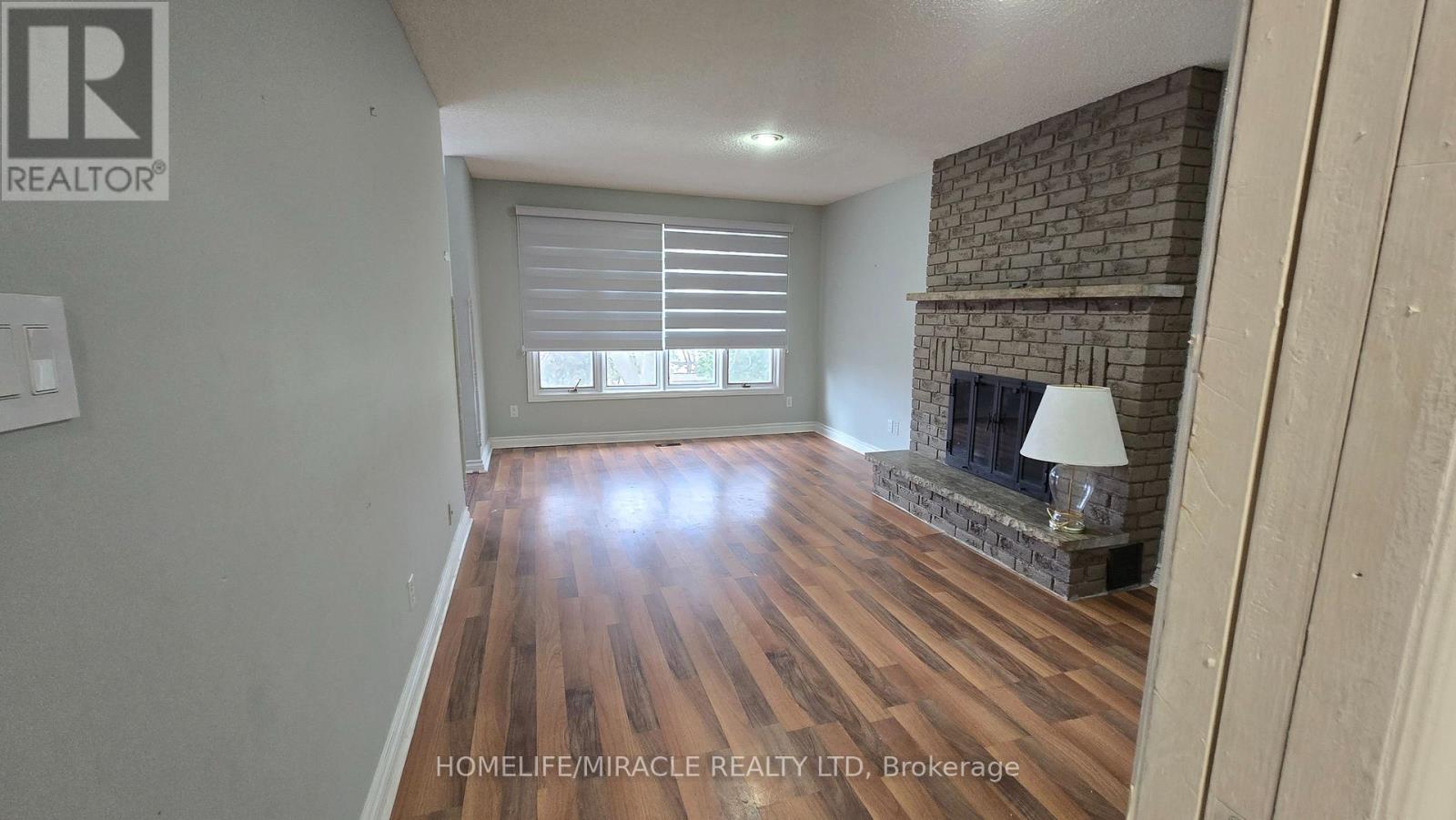 Upper - 442 Rimosa Court, Oshawa, Ontario  L1J 7T6 - Photo 9 - E12883704