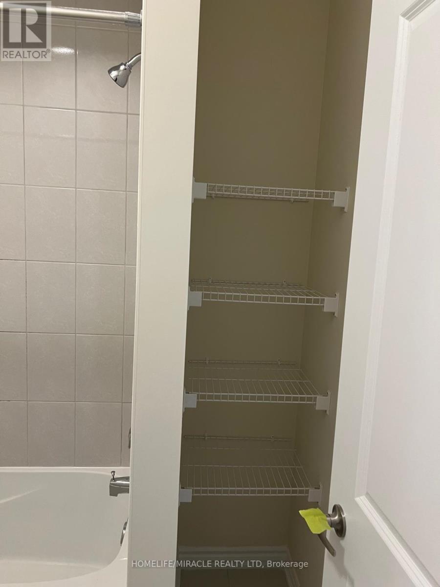 1420 Oakmont Common, Burlington, Ontario  L7P 0V8 - Photo 25 - W12882688