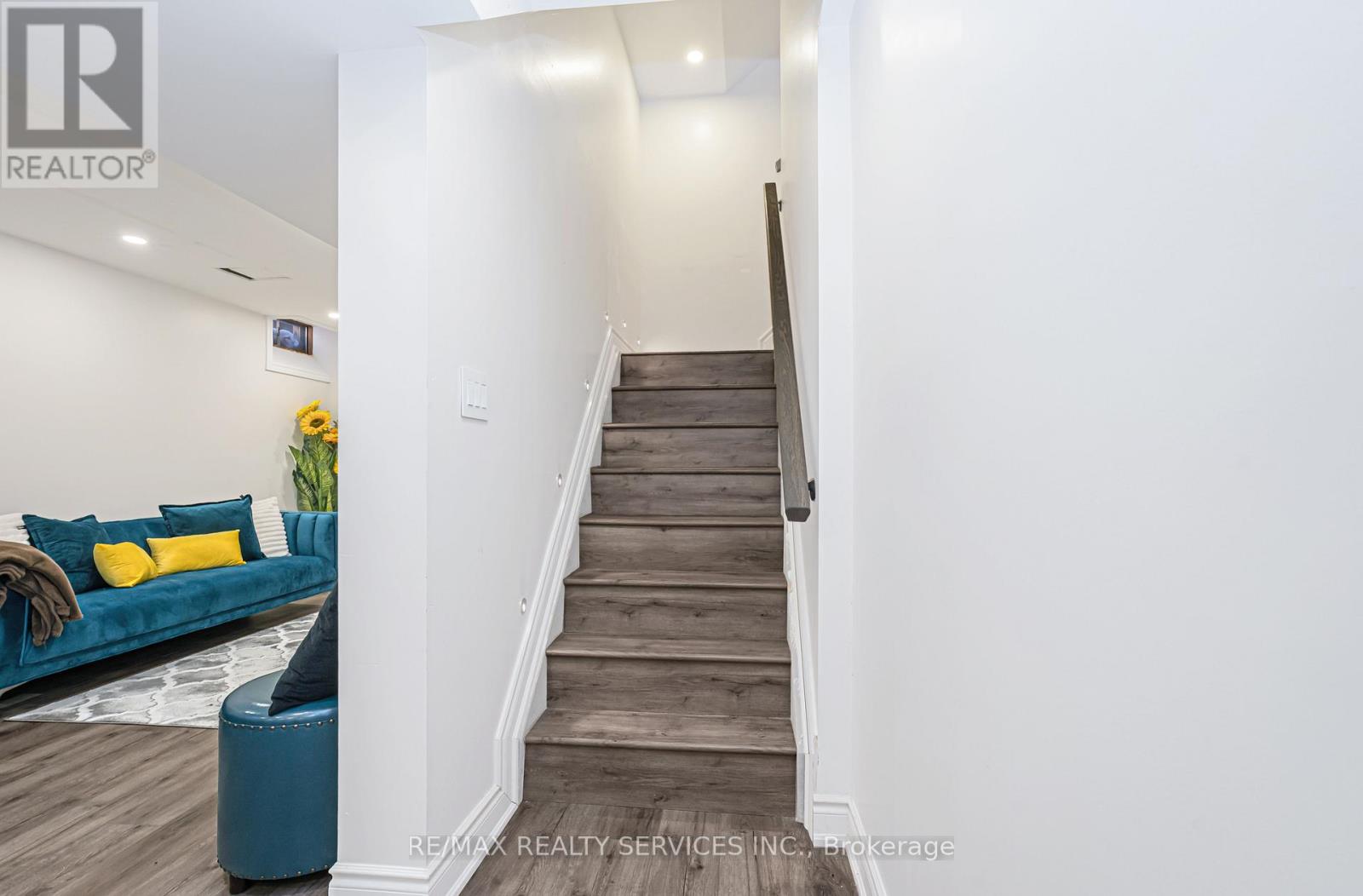 18 Creekview Court, Brampton, Ontario  L6Z 3Y2 - Photo 33 - W12884746