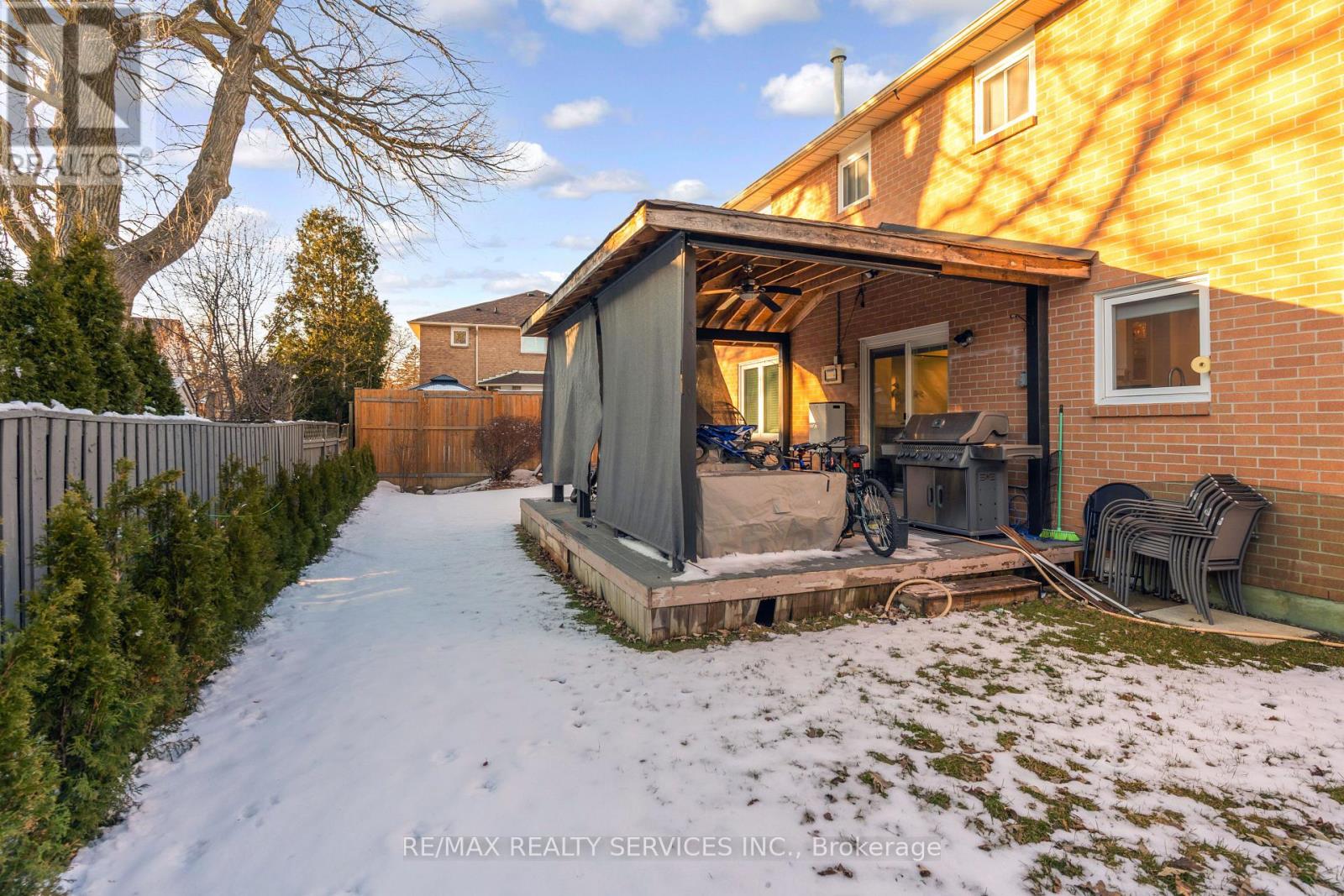 18 Creekview Court, Brampton, Ontario  L6Z 3Y2 - Photo 44 - W12884746